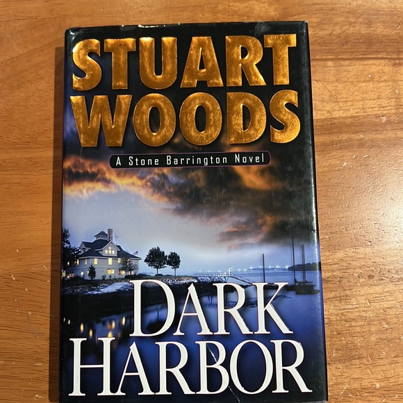 Two Stuart Woods hardcover books - Picture 2 of 7